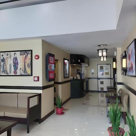 Hotel Sogo Edsa Caloocan Esterno foto