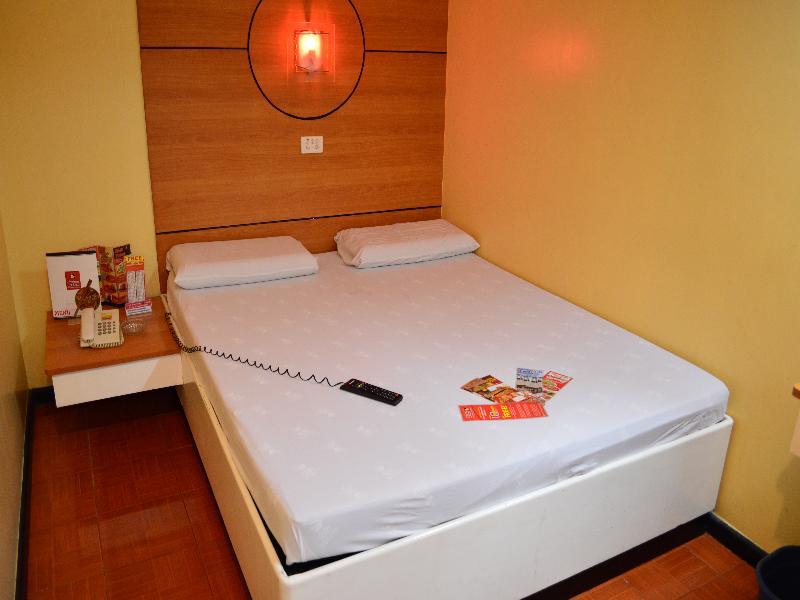 Hotel Sogo Edsa Caloocan Esterno foto