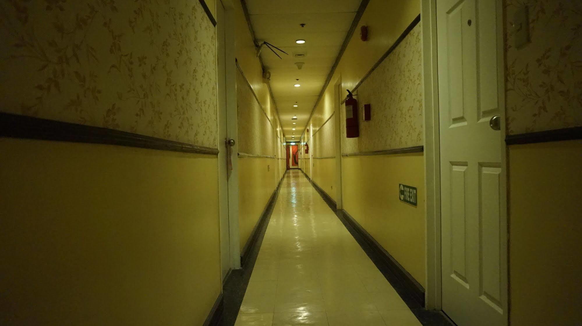 Hotel Sogo Edsa Caloocan Esterno foto